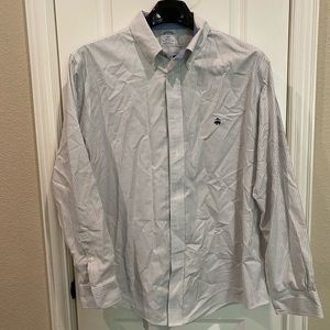 Brooks Brothers Regent Fit XL Mens button down shirt